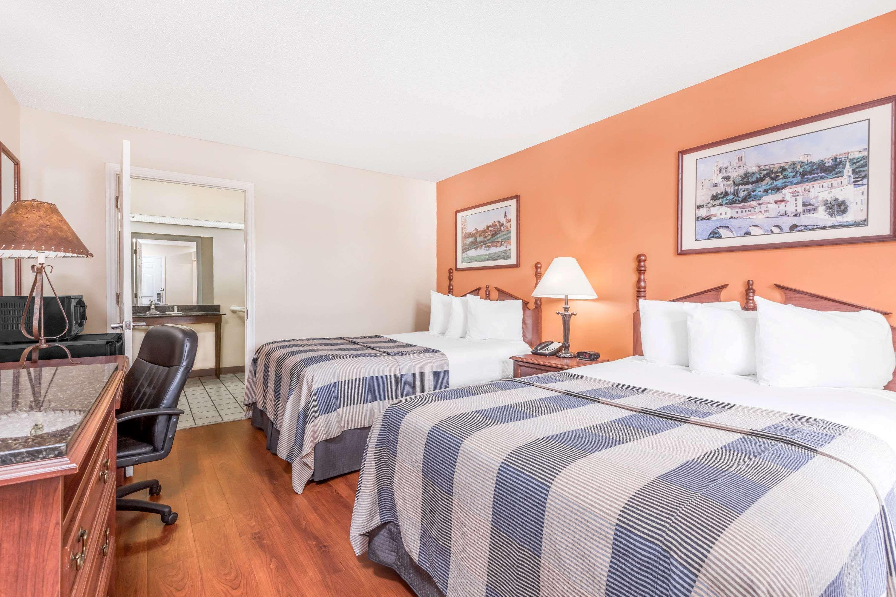 Days Inn By Wyndham Americus Extérieur photo